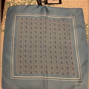 Daniel Cremieux silk pocket square NWT